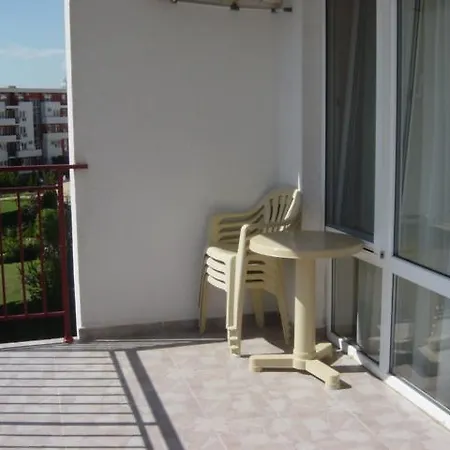 Apartamento Sea View In Marina Fort Noks *